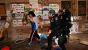 krieg in nahost: propalästinensische proteste an britischen unis, festnahmen in den usa