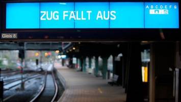 Keine Züge zur EM? Eisenbahngewerkschaft droht mit Streiks