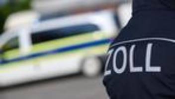 kriminalität: ware aus lastwagen gestohlen: mindestens 10.000 euro schaden