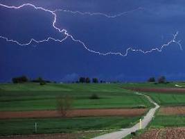 Unwetter in Deutschland: Ahrtal kommt mit dem Schrecken davon