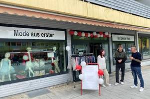 Das neue Rot-Kreuz-Lädle öffnet am Zwölf-Apostel-Platz in Hochzoll