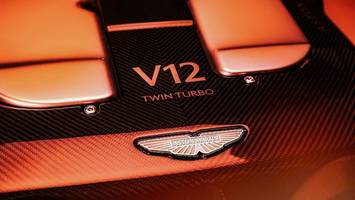 Hammer-Motor mit 835 PS - Neues V12-Triebwerk von Aston Martin macht einen Tesla zum veganen Schnitzel