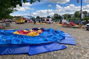 hüpfburg mit kindern in die elbe geweht