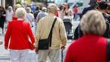 Altersvorsorge: Die Linke fordert Rentenniveau von 53 Prozent und Mindestrente