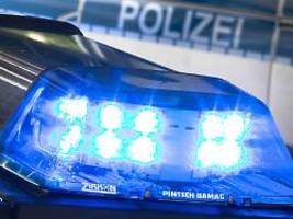 Mordanschlag in Berlin: Mann wird aus fahrendem Auto erschossen