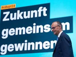 ​müde rede, aber langer applaus: merz führt rundumschlag, aber mitreißend geht anders