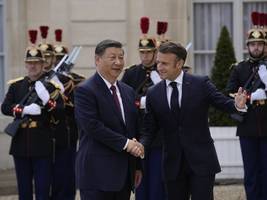frankreich: pariser charme für den harthörigen freund aus china