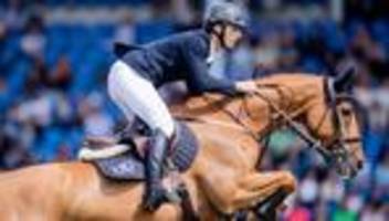 pferdesport: großen preis der badenia: springreiter vogel feiert heimsieg
