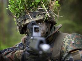 CDU-Grundsatzprogramm: Wir werden die Aussetzung der Wehrpflicht schrittweise zurücknehmen
