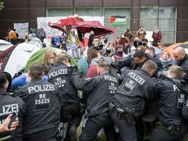 Pro-Palästina-Demo an der FU Berlin: Eine Besetzung ist nicht akzeptabel
