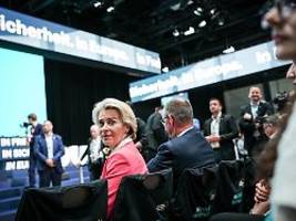 Besuch auf dem Parteitag: Und Ursula von der Leyen ist trotzdem Außenseiterin in der CDU