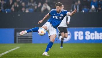 Entscheidung gefallen - Schalke-Kapitän Terodde beendet seine Karriere - Mitspieler bereits informiert