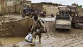 unwetter: hunderte tote nach sturzfluten in afghanistan