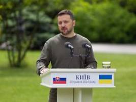 Mehr Unterstützung gefordert: Selenskyj: Führen in Charkiw Gegenangriffe aus