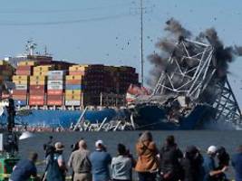 Unglücksschiff freigelegt: Brückentrümmer in Baltimore gesprengt