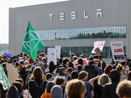 Autohersteller: Tesla darf Werk in Grünheide erweitern