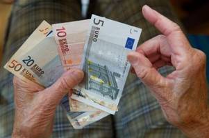 Mehr Menschen in Augsburg sorgen privat für die Rente vor