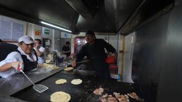 mexiko - taco-imbiss ohne tische erhält einen michelin-stern