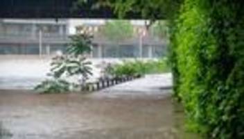 hochwasser: teils mehr als 100 liter regen pro quadratmeter im saarland