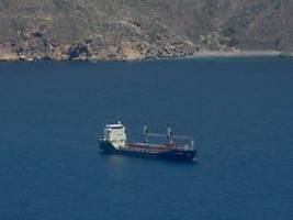 waffen für israel geladen: spanien verwehrt frachtschiff nach israel die einfahrt