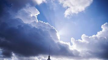 Schauer und Gewitter zum Karneval der Kulturen möglich