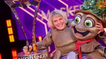 „der floh“ gewinnt „the masked singer“: „war das geil!“