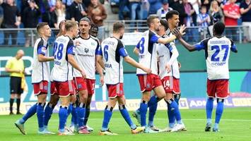 HSV gewinnt dank Glatzel-Dreierpack gegen Nürnberg