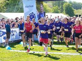 dänische royals beim royal run: frederik x. läuft mit 42.000 anhängern durch kopenhagen