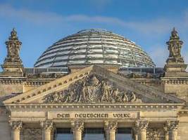 Bürgerfeste in Berlin und Bonn: Deutschland feiert sich - Staatsakt für das Grundgesetz