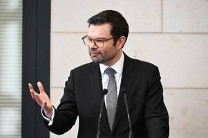 Buschmann: Gemeinschaftsgefühl und Verfassungspatriotismus