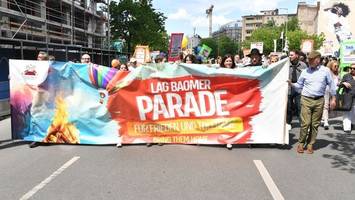 parade der jüdischen gemeinde für frieden und toleranz