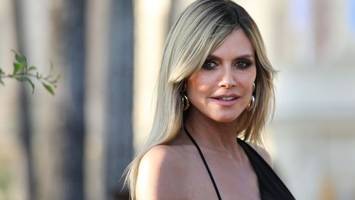 „gntm“: kadidja raus, zwillinge werden nur zusammen bewertet