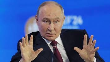 Ändert er die strategie? putin weist töchtern neue rolle zu