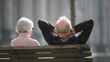 fremde leistungen aus dem bundeshaushalt - weniger beitrag, mehr steuern: das passiert, wenn die rentenkasse nur noch renten zahlt