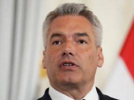 regierungskrise in Österreich: kanzler nehammer wirft eigener ministerin rechtsbruch vor