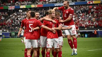 Fußball-EM 2024 - Dänemark vs. Serbien im Livestream sehen