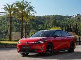 sportliche e-reiselimousine: premiere des vw id.7 gtx - ist stark auch stark genug?