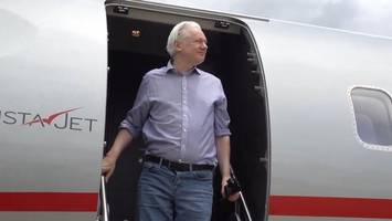 Julian Assange: Held oder Schurke?