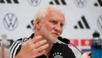 fußball-em: dfb-sportdirektor völler warnt vor brandgefährlichem gegner dänemark