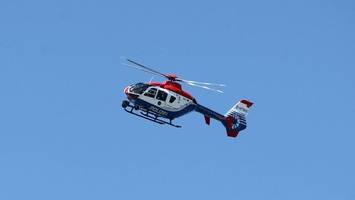 polizei-hubschrauber kreist nach messerstecherei über barmbek-nord