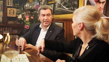 csu-chef bei „inas nacht“ - „bist du ein guter lover?“: markus söder ringt kurz um worte – und kontert geschickt