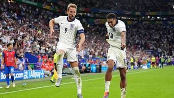 Bellingham genial: Dusel-England im EM-Viertelfinale