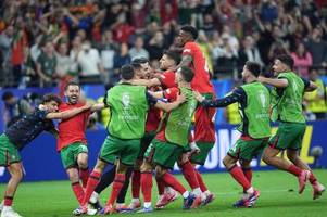 Weinender Ronaldo müht sich mit Portugal ins Viertelfinale