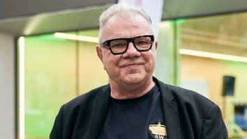 „Bin kein Sugar Daddy“ - 40 Jahre jüngere Freundin: Fürst Heinz verteidigt seine Beziehung