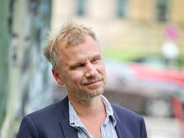 interview mit robert stadlober: „damals waren die nazis leichter zu erkennen als heute“