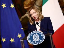 italien auf der frankfurter buchmesse: „saviano wird von der regierung als feind betrachtet“