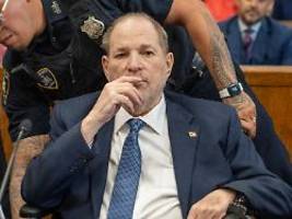 erste anhörung in new york: neuer weinstein-prozess kommt im november