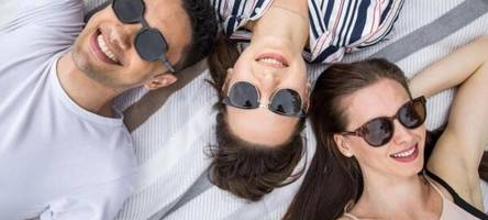 sonnenbrille: je dunkler die gläser, desto besser?