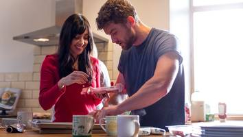 wissenschaftlich bewiesen - der geruch von speck macht laut studie glücklich und klüger