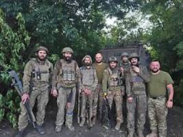 70 tage von russen umzingelt: ukrainische einheit meldet ausbruch eigener soldaten aus kessel